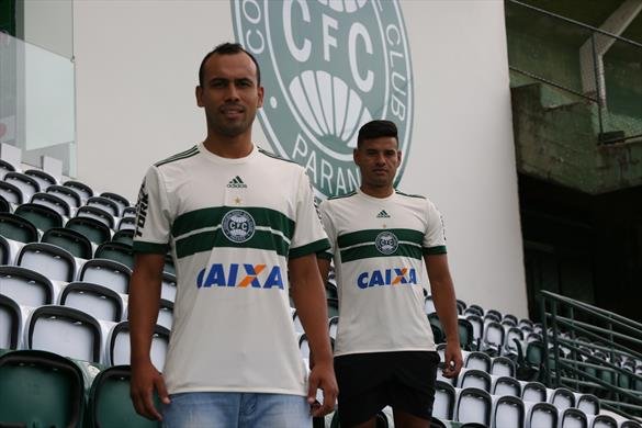 Coritiba anuncia seus primeiros reforços