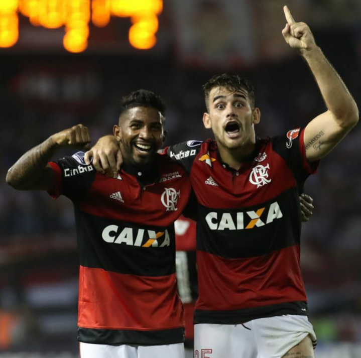 Em noite de César e Vizeu, Flamengo vence o Júnior por 2 a 0, e vai a final da Sul-Americana