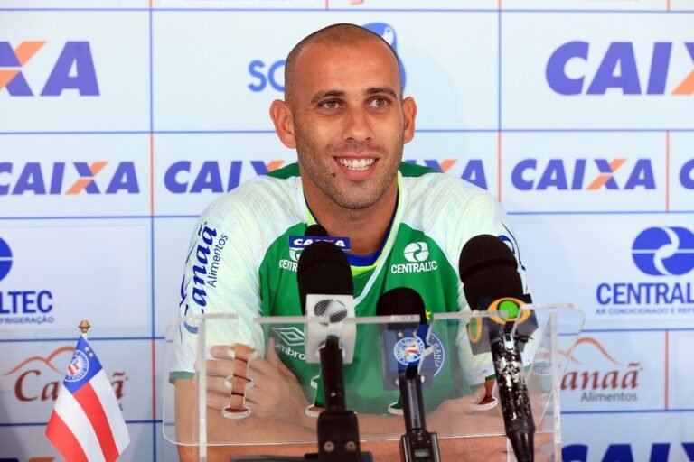 Entrevista com o goleiro Rafael Santos