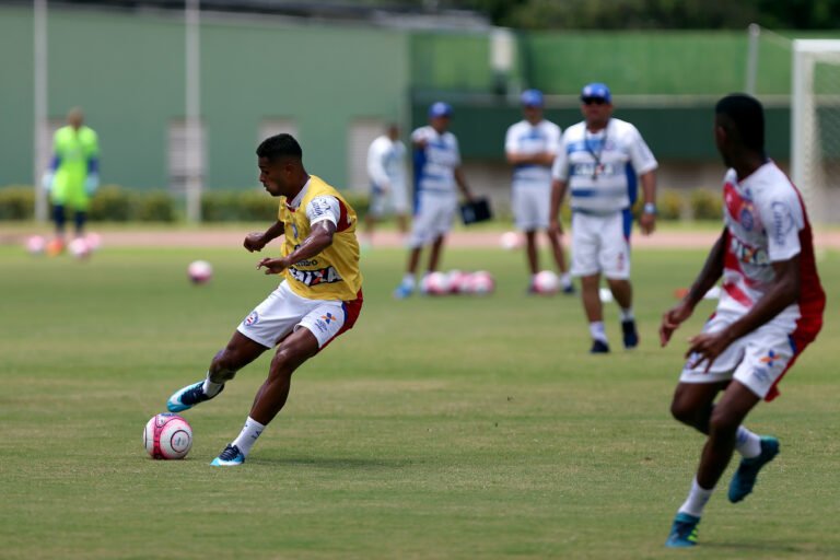 PRÉ-JOGO: Bahia enfrenta o Fluminense de Feira em Pituaçu