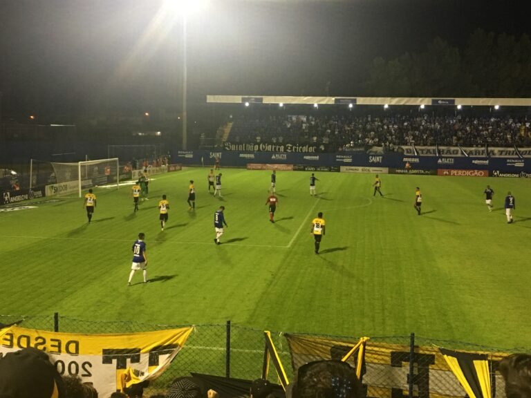 Criciúma perde o clássico do sul