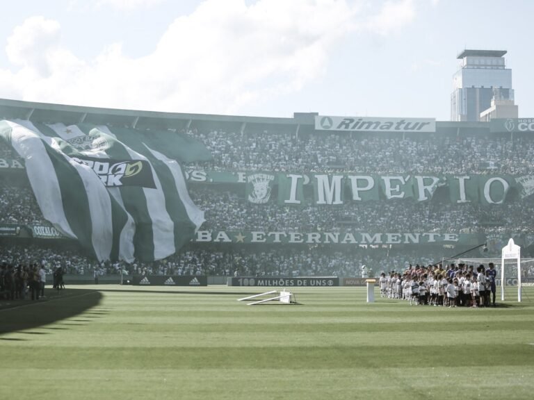 Hoje é dia de Coritiba