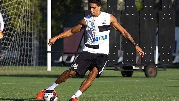 Lucas Veríssimo é desfalque.