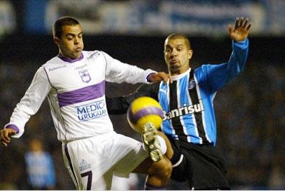 Defensor (URU) é mais um dos adversários do Grêmio nesta Libertadores 2018.
