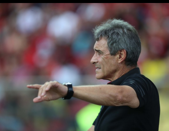 Campeão, Carpegiani diz estar satisfeito com o rendimento da equipe mas afirma: “Temos que evoluir mais”
