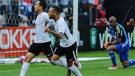 Corinthians joga melhor e volta a vencer no Paulista, diante de seu rival.