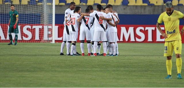 Com direito a goleada, Vasco estreia com pé direito e vence a Universidad de Concepcion por 4 a 0 pela Pré-Libertadores.