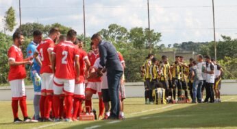 Uberaba estreia com empate no Módulo II do Mineiro