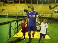Feliz ao reestrear com vitória pelo Flamengo, Júlio César diz: “É um momento especial pra mim”