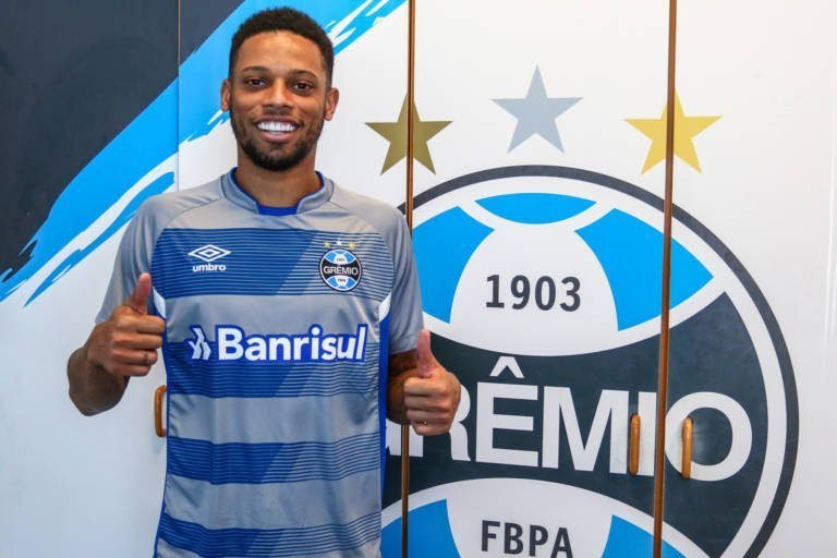 Grêmio anuncia a contratação do atacante André, ex-Sport