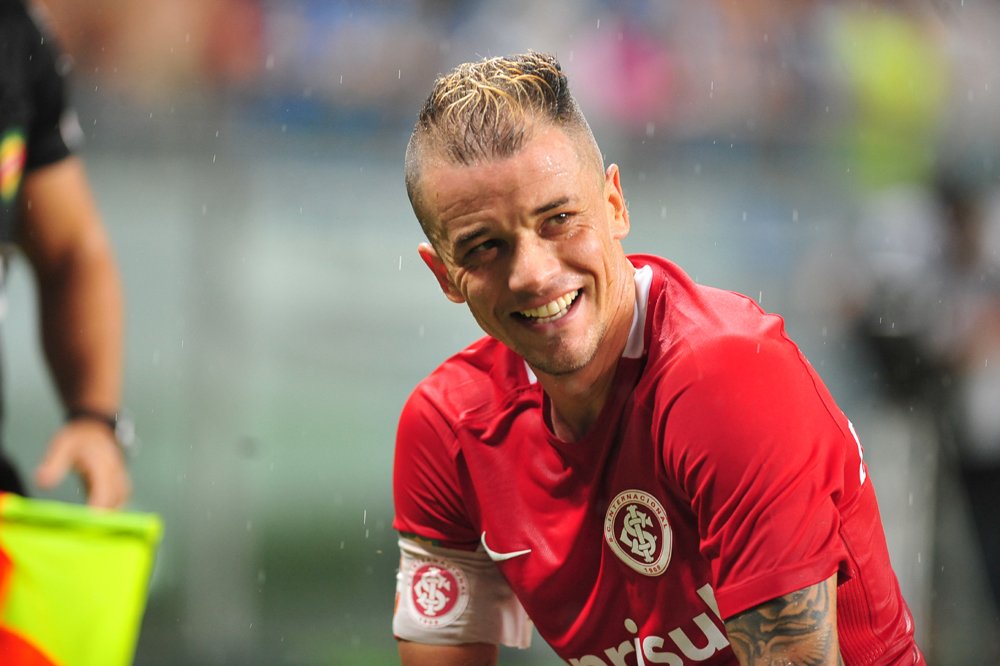 400 vezes Andrés D’alessandro!