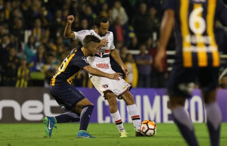 São Paulo se defende bem e empata com Rosário Central