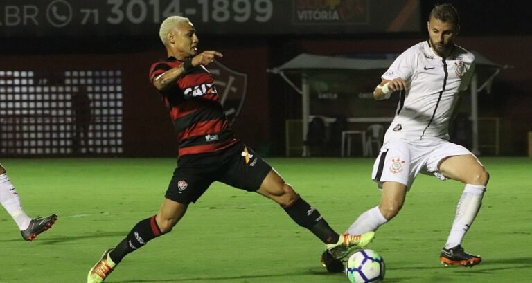 Corinthians e Vitória fazem jogo ruim e o placar não sai do zero no confronto de ida