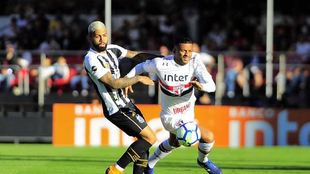 Fora de casa, mais uma derrota do Santos.