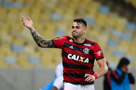 Felipe Vizeu entra no segundo tempo, marca e dá vitória ao Flamengo