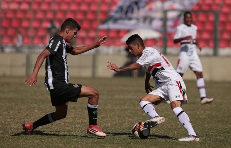 Tricolor sofre a virada e é eliminado da Taça BH