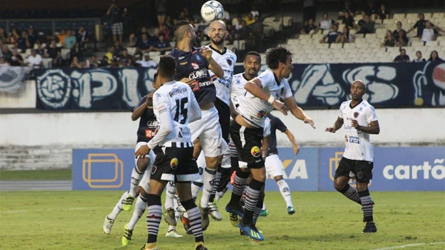 Empate ruim.