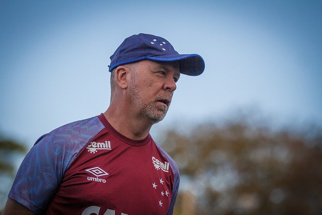 Mano Menezes confirma o desejo de vencer no Brasileirão