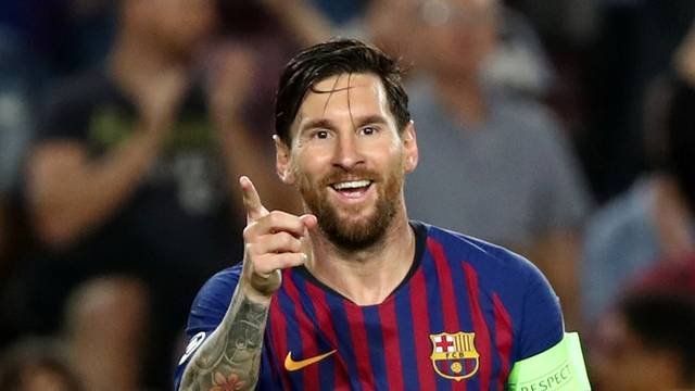 Vitória + Hat-trick: O cartão de visitas de Lionel Messi