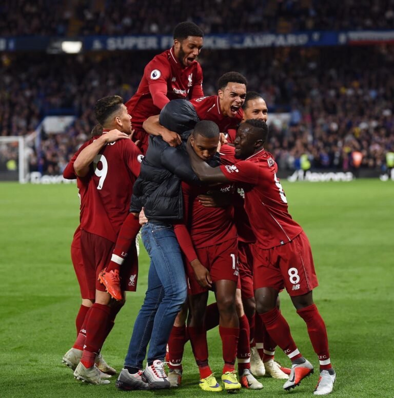 Com gol no final, Liverpool empata com o Chelsea