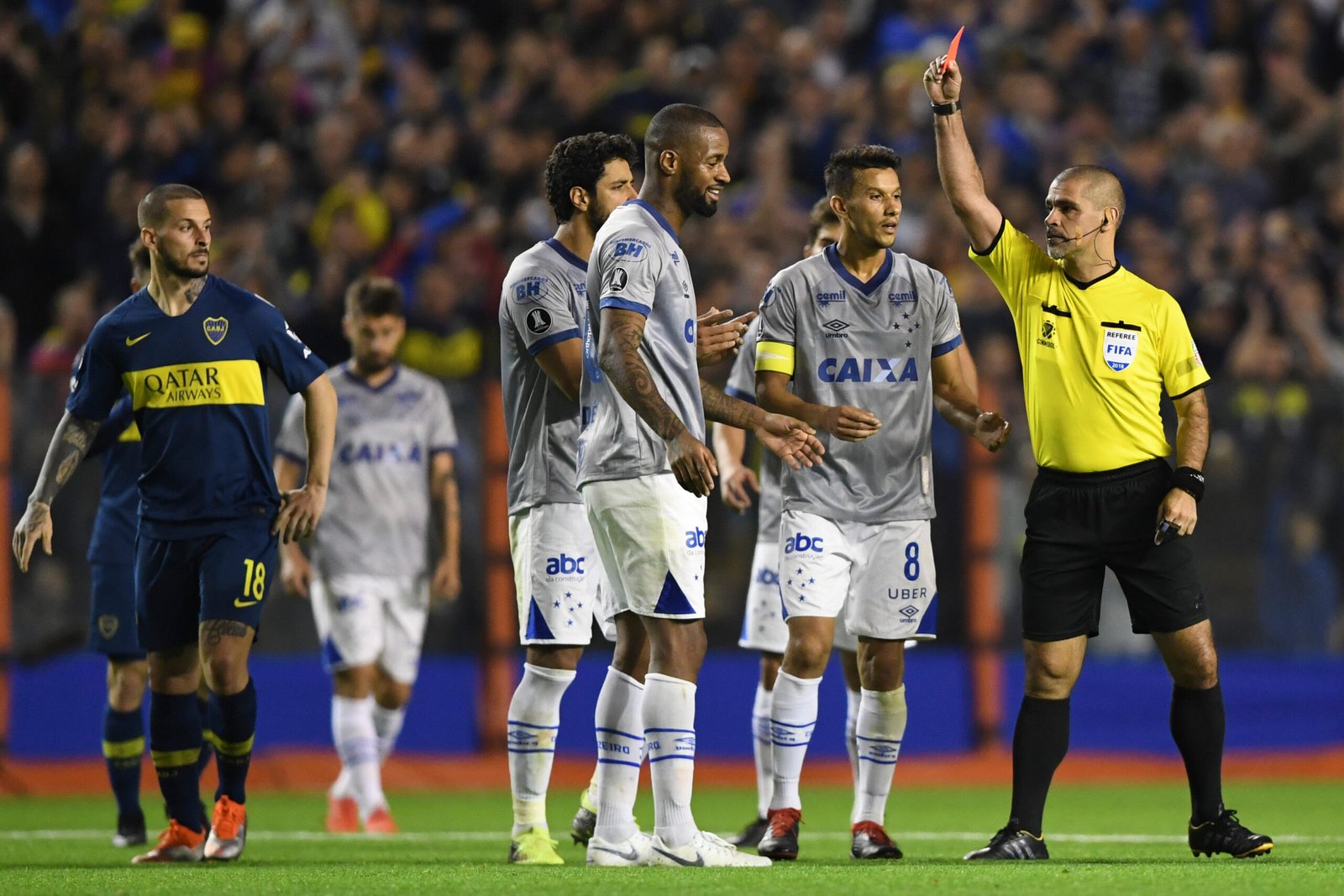 CASO DEDÉ: Cruzeiro vai à Conmebol para pedir anulação da suspensão