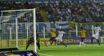 O jogo das viradas termina empatado na Curuzu