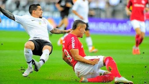 LIDERANÇA ADIADA