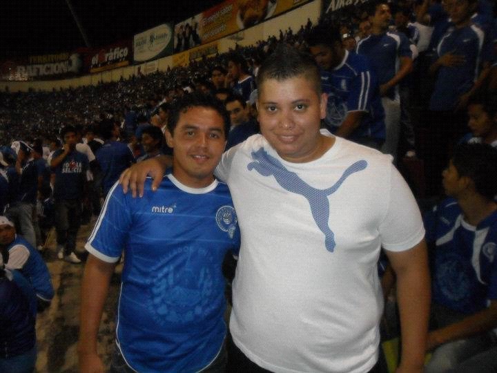 Empresário conta como atua no futebol de El Salvador, um dos próximos adversários do Brasil