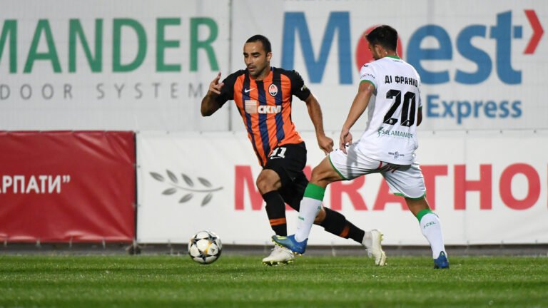 Ismaily fala sobre importância de resultado positivo na França