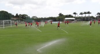 Milton Mendes esboça time que poderá entrar em campo no próximo domingo