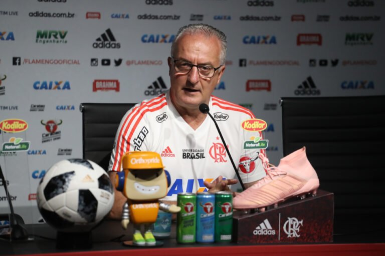“Preocupação é fazer nossa parte” – Flamengo ainda acredita no título.