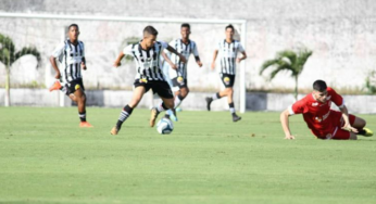 Consegue pontuar, mas segue sem vencer.