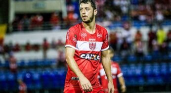Com Felipe Menezes suspenso, Renan Oliveira voltará ao time titular