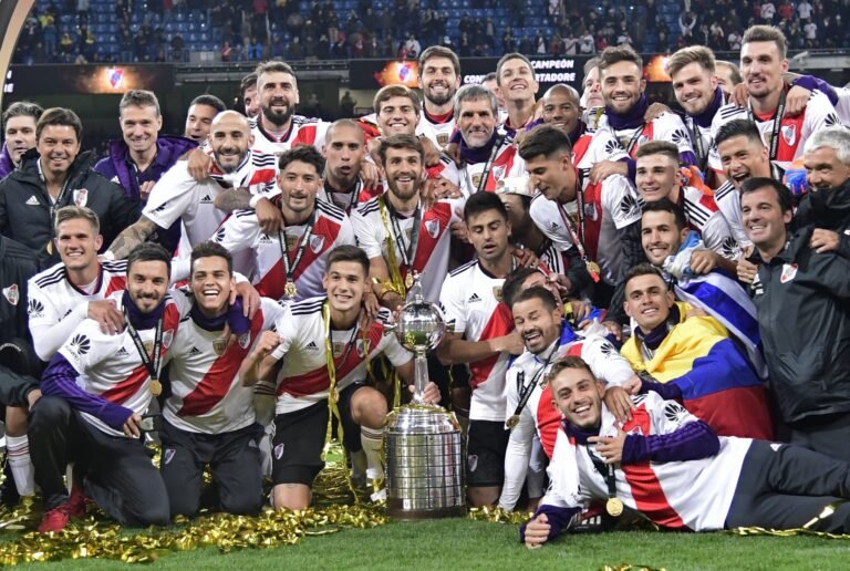 River Plate vence o Boca Jrs por 3 a 1, de virada e conquista a Libertadores da América