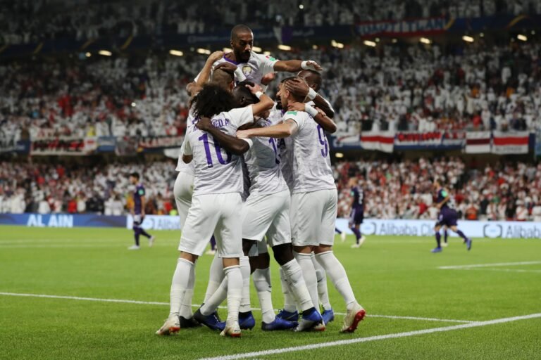 HISTÓRICO! Al Ain elimina River Plate na semifinal do Mundial