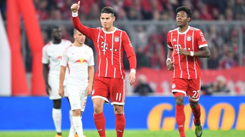 Ainda no banco, James não descarta possibilidade de saída do Bayern