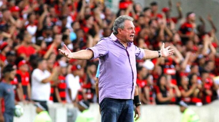 Mesmo atrasado, o planejamento de 2019 no Santos começa por Abel Braga
