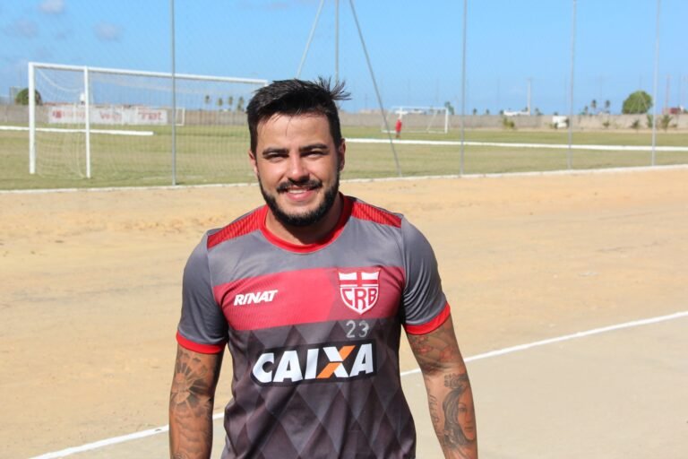 João Paulo destaca evolução do CRB em 2019 e quer ano perfeito no clube alagoano