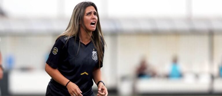 Ténica Emily Lima promete títulos para o Santos FC