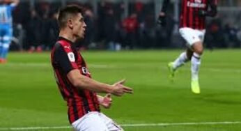 Napoli joga mal e está fora da Copa Itália