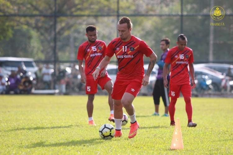 Zé Love fecha com o Pahang FA e quer fazer grande temporada na Malásia