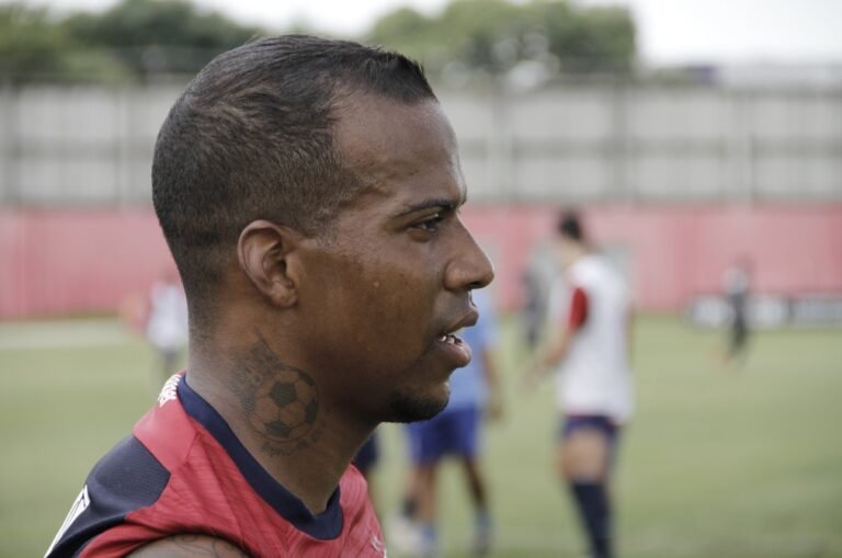 Motivado em novo desafio no Paraná, Guilherme Santos foca em grande ano