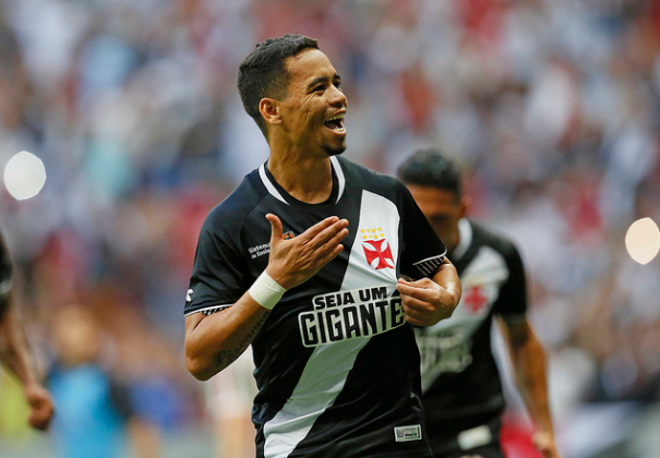 Ainda 100%, Vasco tem destaques inesperados