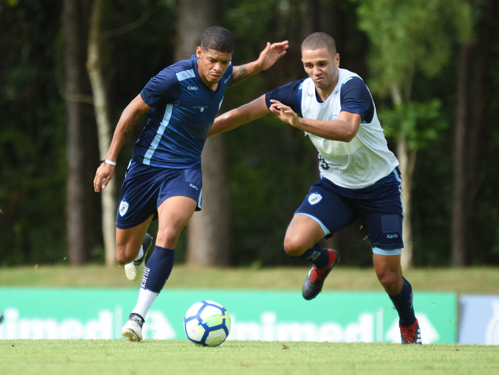 Rumores do mercado da bola alviceleste