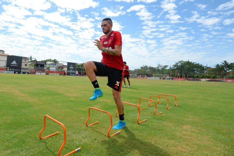 Flamengo empresta jovem a Chapecoense