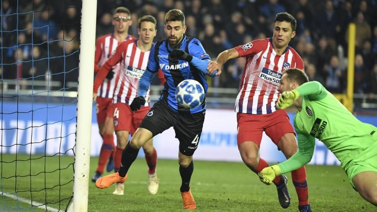 Foco agora na Liga Europa: Luan Peres projeta estreia do Club Brugge diante do Salzburg