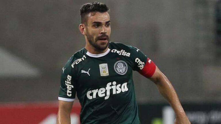 ”Ninguém vai pra China”. Palmeiras acerta permanência de Bruno Henrique até 2023.