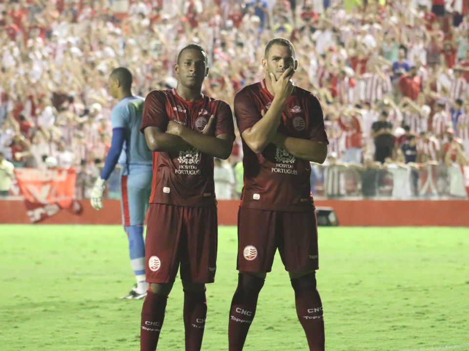 Maior invencibilidade do Brasil e o retorno de jogadores experientes motivam o Timbu em fase decisiva.