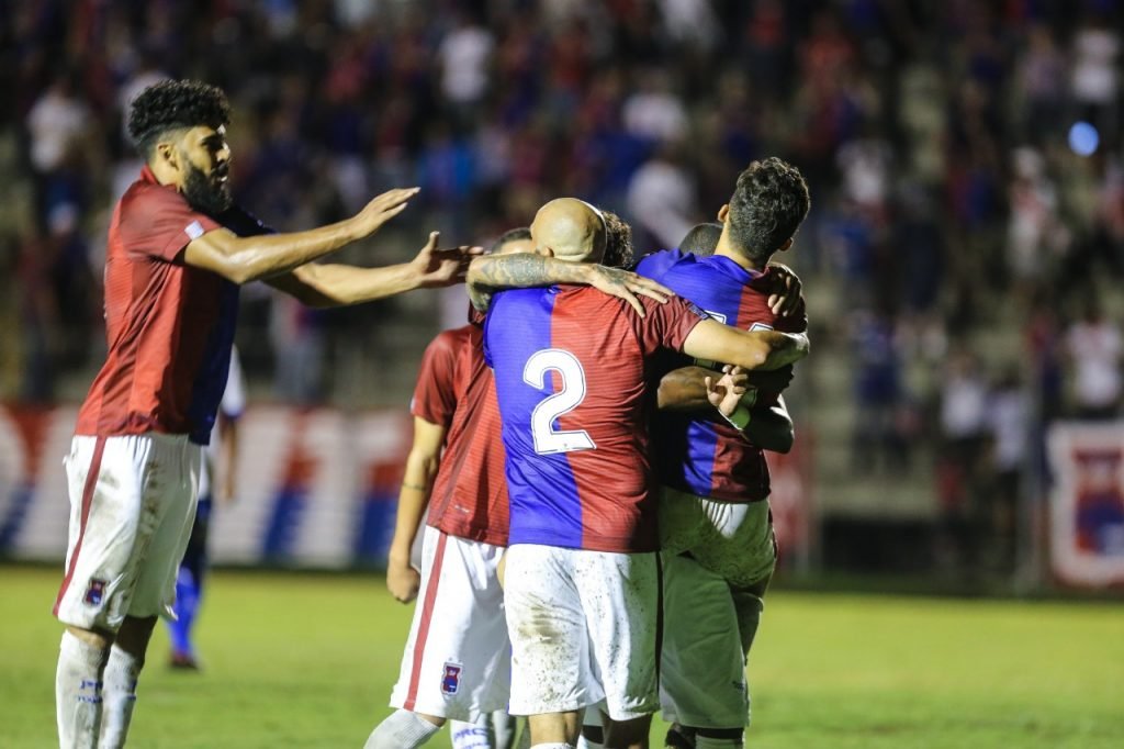 Paraná recebe o Cianorte para a 3º rodada da Taça Dirceu Krüger