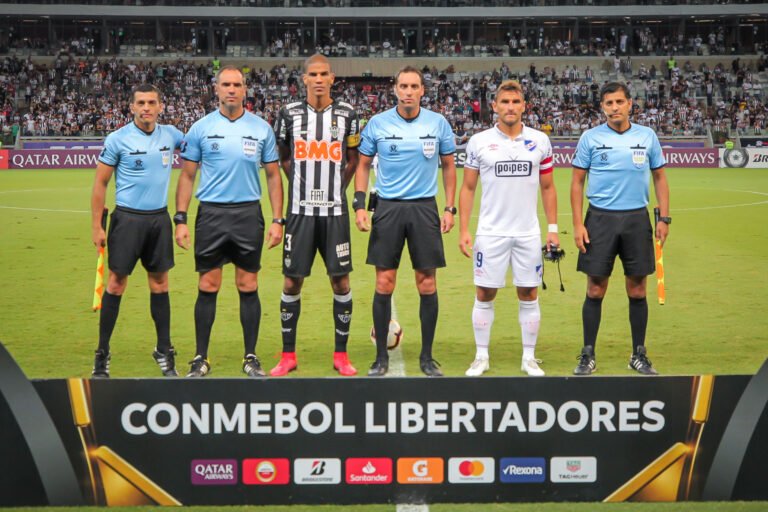 Mais um tropeço em casa elimina o Atlético da Libertadores 2019